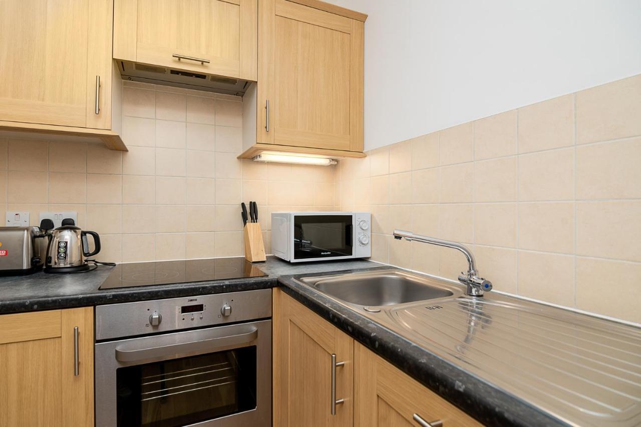 Modern 1 Bed Flat For Up To 2 People In Holborn, London With Free Wifi Apartment Bagian luar foto